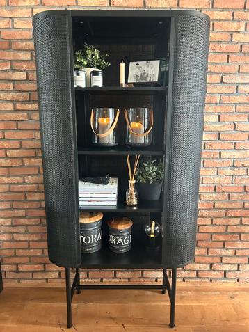 Trendy webbing kast, nieuw in doos  beschikbaar voor biedingen