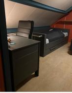 Woood Dennis Bedbank Staalgrijs +  custom stalen Kledingrek, 100 cm, Eenpersoons, Ophalen of Verzenden, Zo goed als nieuw