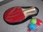 2 TAFELTENNISBATJES in opberghoes+3 BALLETJES, Ophalen, Nieuw, Net, Batje(s) of Balletje(s)