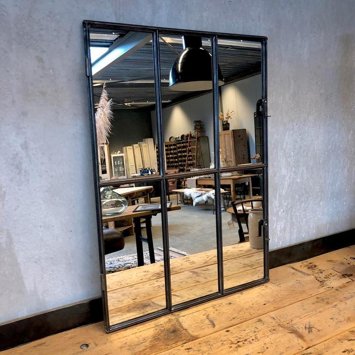 Industriële spiegel, antiek raam met spiegel, stalen raam, Huis en Inrichting, Woonaccessoires | Spiegels, Zo goed als nieuw, Minder dan 100 cm