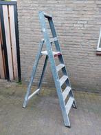 stevige inklapbare trap, Doe-het-zelf en Verbouw, Ladders en Trappen, Gebruikt, Trap, Opvouwbaar of Inschuifbaar, Minder dan 2 meter