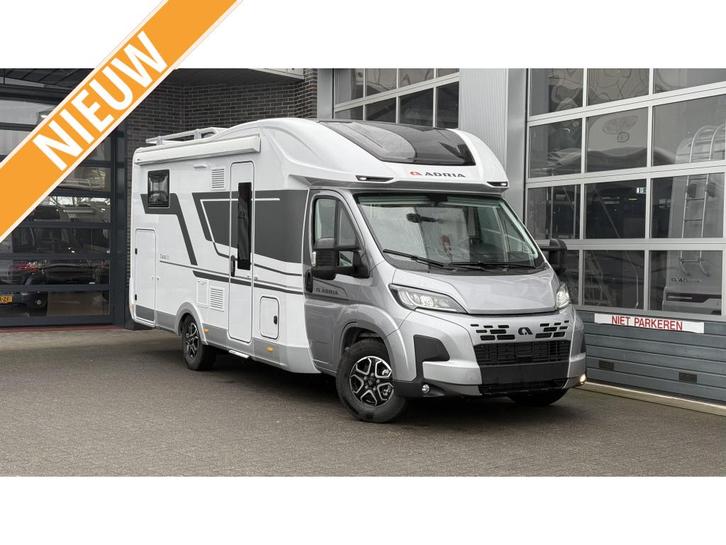 Adria Coral Plus 670 SL 180PK/AUT/44H CHASSIS, Caravans en Kamperen, Campers, tot en met 3, Adria, Fiat, Diesel, Automaat