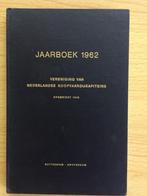 Jaarboek van Vereniging van Nederlandse Koopvaardijkapiteins, Ophalen of Verzenden, Gelezen, Diverse schrijvers