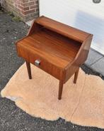 Vintage nachtkastje, Huis en Inrichting, Slaapkamer | Nachtkastjes, Ophalen of Verzenden, Gebruikt, Minder dan 45 cm, 55 tot 70 cm