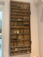 Oude Letterbak met Letters, Ophalen