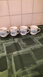 4 Grote Douwe Egberts mokken grote blauwe bloem, Nieuw, Ophalen of Verzenden, Overige stijlen, Kop(pen) en/of Schotel(s)