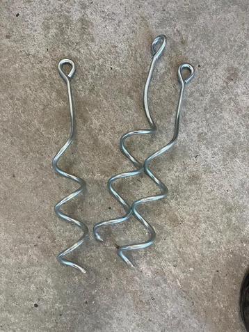 3 grondspiralen 50cm nieuw beschikbaar voor biedingen