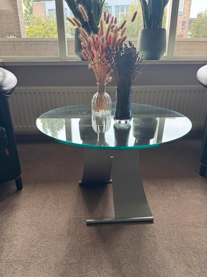 Rolf Benz 8010 Bijzettafel - Stijlvol Design, Huis en Inrichting, Tafels | Salontafels, Zo goed als nieuw, Minder dan 50 cm, 50 tot 100 cm