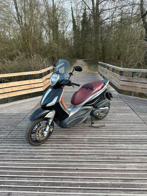 Piaggio Beverly 350, Fietsen en Brommers, Scooters | Piaggio, Overige modellen, Ophalen