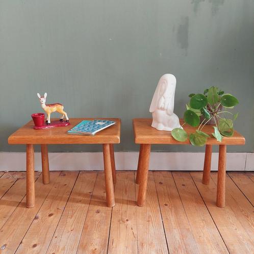 Lucky Vintage set van 2 Vintage brutalist bijzettafels, Huis en Inrichting, Krukjes, Gebruikt, Hout, Ophalen