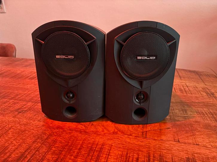 B&W Boekenplank Speakers - Rock Solid Sounds, Audio, Tv en Foto, Luidsprekers, Gebruikt, Front, Rear of Stereo speakers, 60 tot 120 watt