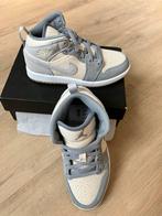Nike Jordan nieuw maat 32 coconut milk, Kinderen en Baby's, Kinderkleding | Schoenen en Sokken, Nieuw, Nike Jordan, Jongen of Meisje