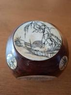 Dobbelsteen Scrimshaw Been Rozenhout 7.3cm 284 gram, Antiek en Kunst, Ophalen of Verzenden