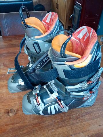 Skischoenen Tecnica maat 43.5 vallen klein uit beschikbaar voor biedingen