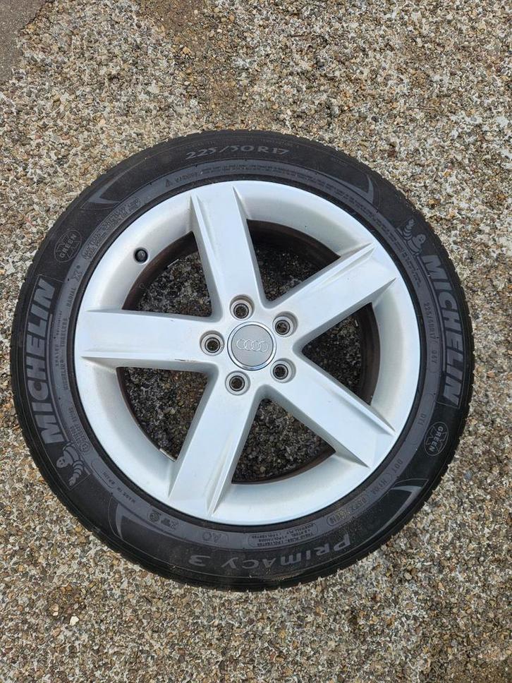 Audi Banden Set op Originele Velgen 225/50R17, Auto-onderdelen, Banden en Velgen, Zomerbanden, 17 inch, 225 mm, Ophalen
