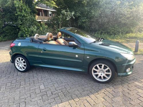 Cabrio Peugeot 206 Roland Garros 2.0 16V CC 2003, Auto's, Peugeot, Particulier, ABS, Airbags, Airconditioning, Bluetooth, Boordcomputer