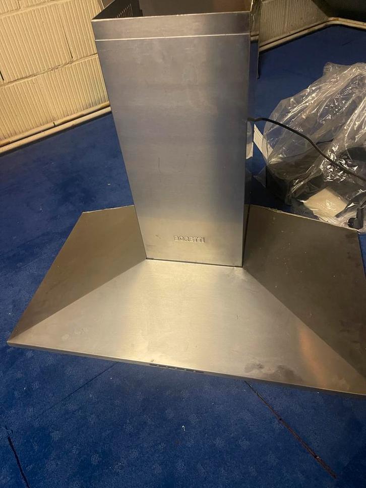 Boretti 90cm Afzuigkap + RVS Achterwand - Zo goed als nieuw, Witgoed en Apparatuur, Afzuigkappen, Gebruikt, Vrijstaand, Wandschouwkap