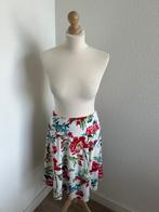 King Louie maat M witte bloemen rok 330, Kleding | Dames, Maat 38/40 (M), Wit, Ophalen of Verzenden, Zo goed als nieuw