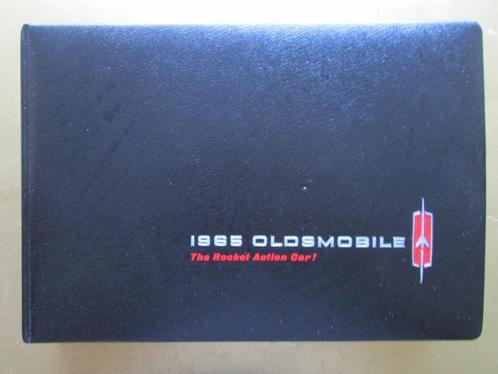 1965 OLDSMOBILE Colors & Fabrics Dealer album, Engels, Boeken, Auto's | Folders en Tijdschriften, Zo goed als nieuw, Overige merken