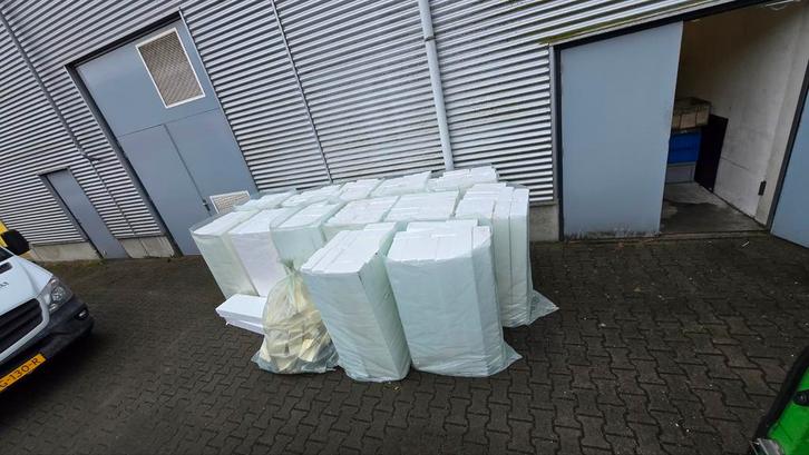 EPS Isolatieblokken - 12cm dik vloerisolatie isolatie piepsc, Doe-het-zelf en Verbouw, Isolatie en Afdichting, Zo goed als nieuw