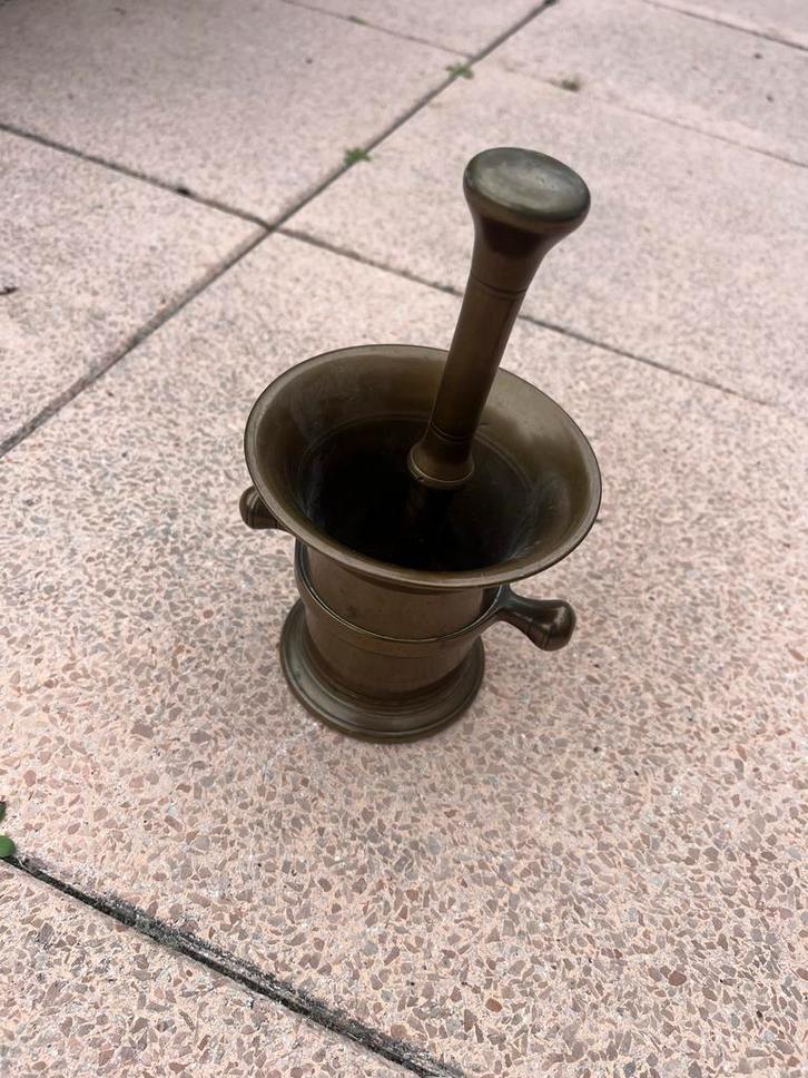 Antieke Bronzen Vijzel met Stamper, Antiek en Kunst, Antiek | Koper en Brons, Brons, Ophalen of Verzenden