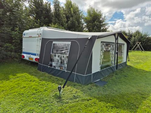 Hobby 500 KMFE 6 pers 2004 incl Voortent, Zakluifel & Mover, Caravans en Kamperen, Caravans, Particulier, tot en met 6, 1000 - 1250 kg