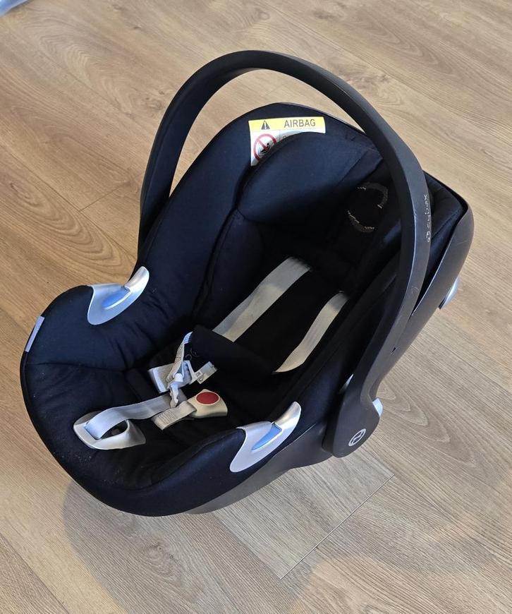 Autostoelt Cybex Aton Q, Kinderen en Baby's, Autostoeltjes, Gebruikt, Overige merken, 0 t/m 13 kg, Autogordel, Ophalen