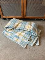 Grote deken AaBe vintage retro ruitjes, Huis en Inrichting, Woonaccessoires | Plaids en Woondekens, Ophalen, Gebruikt