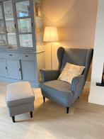 Mooie IKEA Strandmon fauteuil + gratis voetenbankje, Huis en Inrichting, Fauteuils, 75 tot 100 cm, Zo goed als nieuw, Stof, 50 tot 75 cm