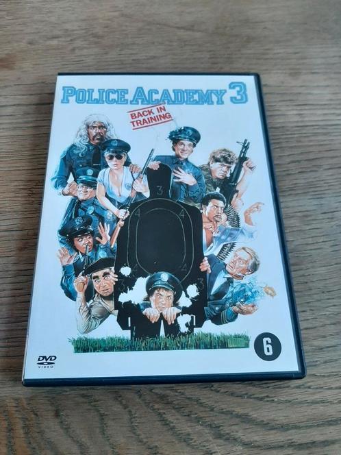 Police academy 3 dvd. Back in training., Cd's en Dvd's, Dvd's | Komedie, Zo goed als nieuw, Actiekomedie, Vanaf 6 jaar, Ophalen of Verzenden