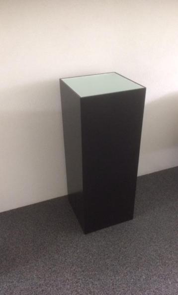 ZWARTE ZUIL SOKKEL KOLOM PILAAR CONSOLE MET VERLICHTING 135 beschikbaar voor biedingen