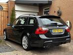 BMW 3-serie Touring 330i High Executive|M-Pakket|Aut|Xenon|C, Auto's, BMW, Automaat, Parkeersensor, Achterwielaandrijving, Gebruikt