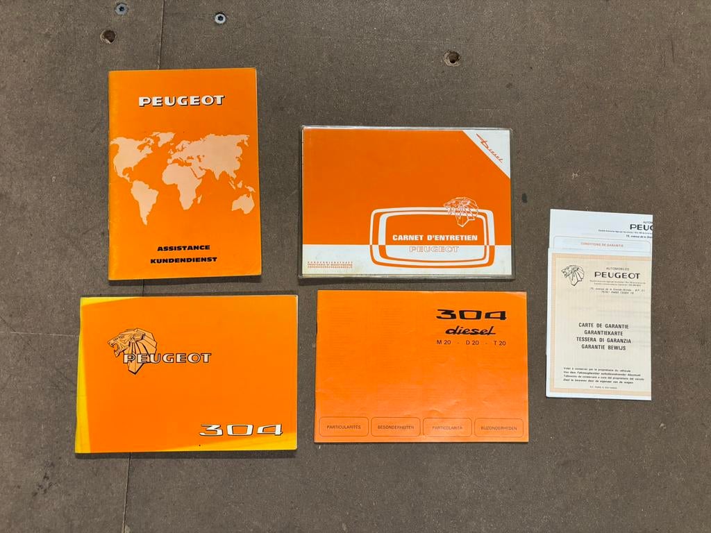 Peugeot 304 instructieboekje en meer., Auto diversen, Handleidingen en Instructieboekjes, Ophalen of Verzenden
