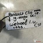Renault Clio 1.5 dci 2004 Wielnaaf met abs Linksvoor of Rech