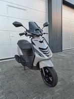Piaggio Zip 4T Scooter Nardo Grey FULL OPTION (BROM), N.V.T., Piaggio Zip, Zo goed als nieuw, N.V.T.