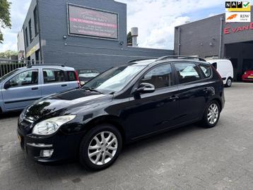 Hyundai I30 CW 1.6i Style Airco beschikbaar voor biedingen