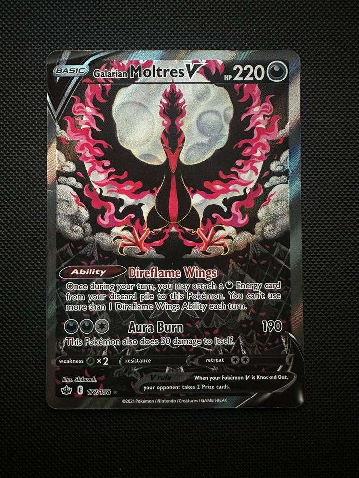 Galarian Moltres V 177/198 - Pokémon kaart, Hobby en Vrije tijd, Verzamelkaartspellen | Pokémon, Zo goed als nieuw, Losse kaart
