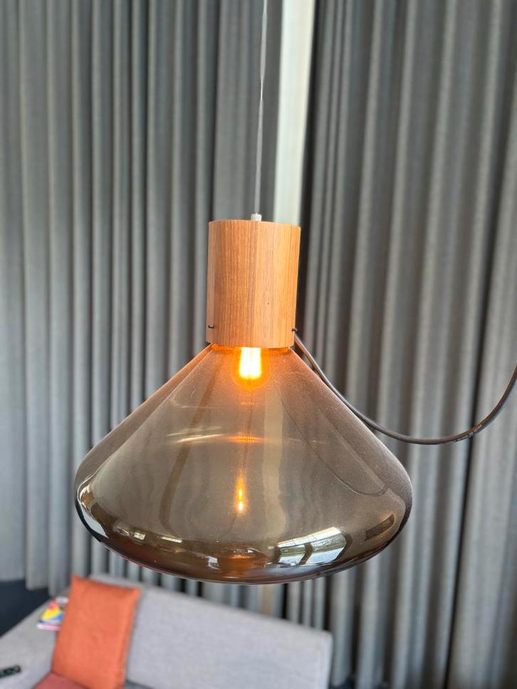 Brokis Muffin Large Hanglamp - Rookglas & Notenhout, Huis en Inrichting, Lampen | Hanglampen, Zo goed als nieuw, Minder dan 50 cm