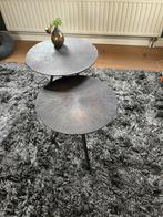 2 kleine salontafels/ bijzettafeltjes, Huis en Inrichting, Ophalen, Stoer, industrieel, romantisch, Rond, Minder dan 50 cm