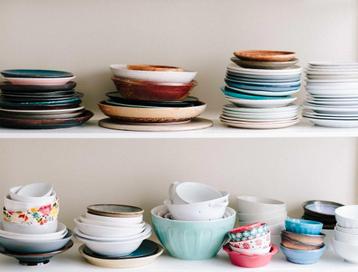 *gezocht* servies beschikbaar voor biedingen