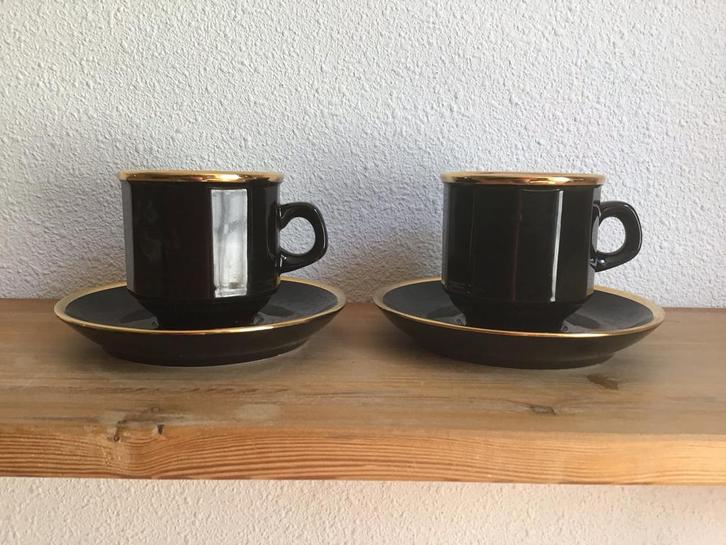 2 SPM Walkure kop en schotel, zwart met gouden rand., Huis en Inrichting, Keuken | Servies, Kop(pen) en/of Schotel(s), Overige stijlen