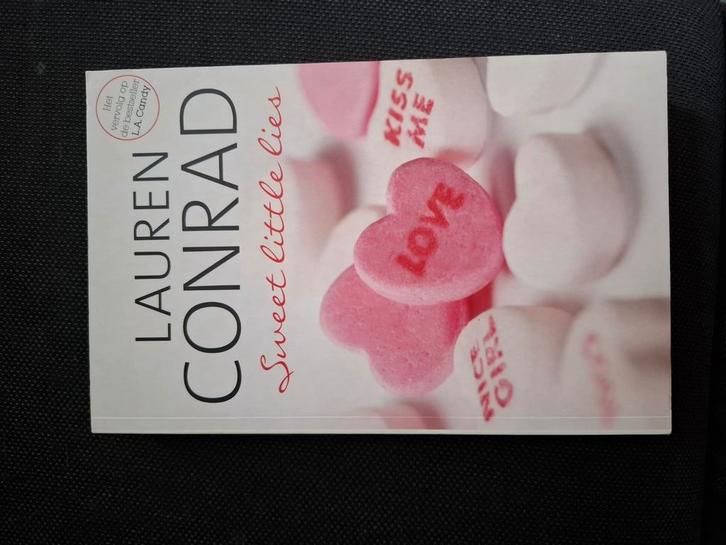 Lauren Conrad - L.A. Candy Sweet Little Lies, Boeken, Kinderboeken | Jeugd | 13 jaar en ouder, Zo goed als nieuw, Ophalen of Verzenden