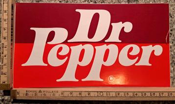 Vintage sticker DR. PEPPER logo merk frisdrank mancave  beschikbaar voor biedingen