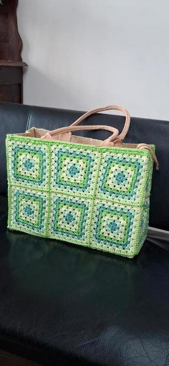 Big shopper met granny squares, Hobby en Vrije tijd, Breien en Haken, Nieuw, Haken, Wol of Garen, Ophalen of Verzenden