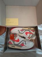 Nike Air Tech challenge Pink, Kleding | Heren, Schoenen, Ophalen of Verzenden, Nieuw, Overige kleuren