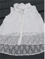 Mooi! Wit mouwloos bloesje met kanten rand maat 158 / 164, Gebruikt, C&A, Meisje, Overhemd of Blouse