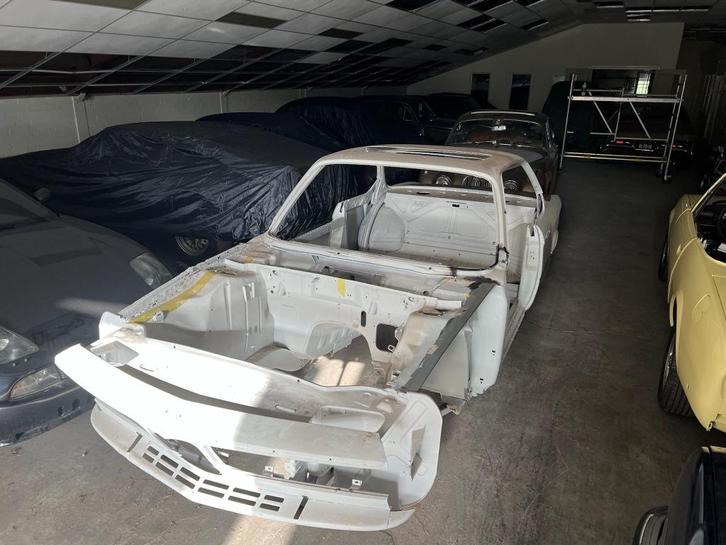 BMW E9 3.0CS restauratie project Duitse papieren, Auto's, BMW, Particulier, Overige modellen, Benzine, Coupé, Handgeschakeld, Blauw