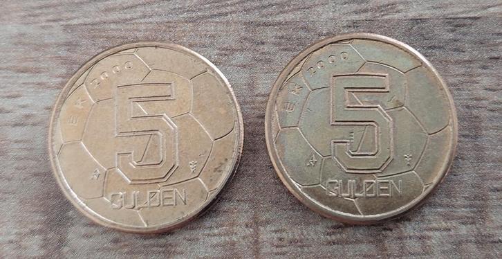 Nederland 2 stuks munten van 5 gulden uit jaar 2000., Postzegels en Munten, Munten | Nederland, Losse munt, 5 gulden, Koningin Beatrix
