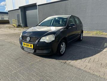Volkswagen Polo 1.4-16V Comfortline beschikbaar voor biedingen