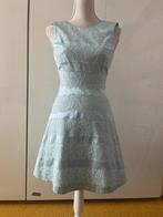 Karen Millen jurk lichtblauw UK 6 / 34 feestjurk, Karen Millen, Blauw, Ophalen of Verzenden, Zo goed als nieuw